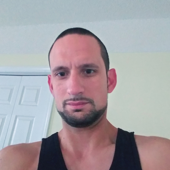 Meet your Posher, Reynaldo - Picture 7 of 10